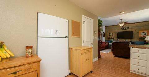 33 N West Street, Yerington, NV 89447 Photo