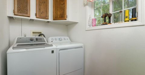 33 N West Street, Yerington, NV 89447 Photo