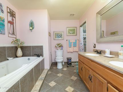33 N West Street, Yerington, NV 89447 Photo