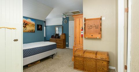 33 N West Street, Yerington, NV 89447 Photo