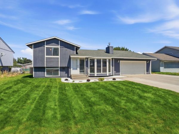 13923 E 9th Ct, Spokane Valley, WA 99037