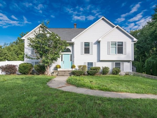 4 Phillips Place, Hadley, MA 01035