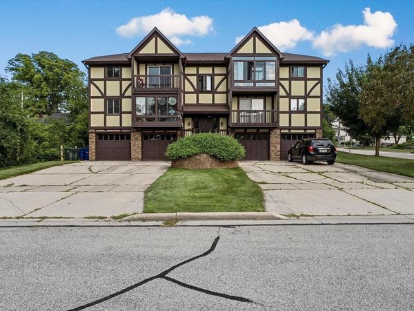 502 FRONT STREET, Unit 3, De Pere, WI 54115