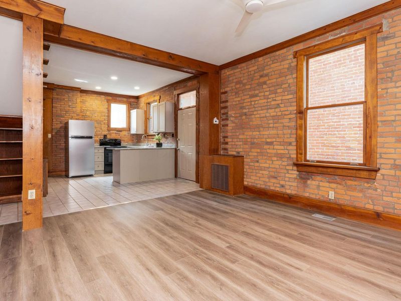 279-281 E Beck Street , Columbus, OH 43206 Photo 4