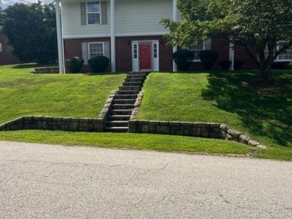 107 Honeysuckle Lane, Huntington, WV 25701