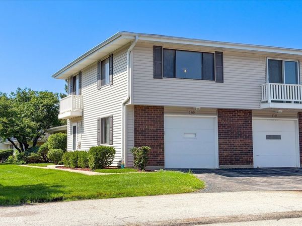 1309 Yarmouth Court , Unit 1309, Schaumburg, IL 60193