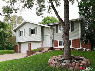 6200 S 28th Circle, Lincoln, NE 68516
