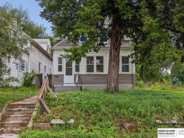 2207 N 16th Street, Omaha, NE 68110