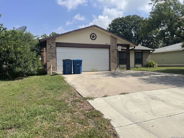 5307 BINZ ENGLEMAN RD, Kirby, TX 78219