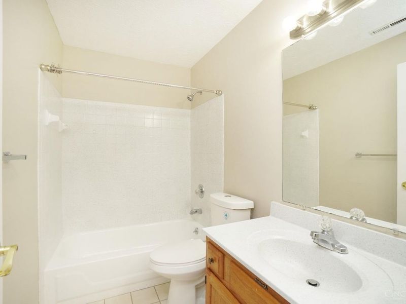 8945 Eagleview Drive, West Chester, OH 45069 Photo 22