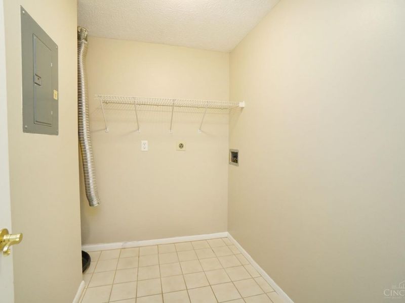 8945 Eagleview Drive, West Chester, OH 45069 Photo 23