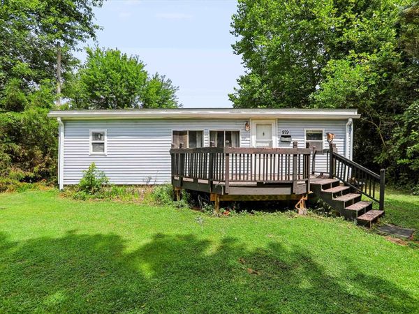979 E State Road, Unit 42, Cloverdale, IN 46120