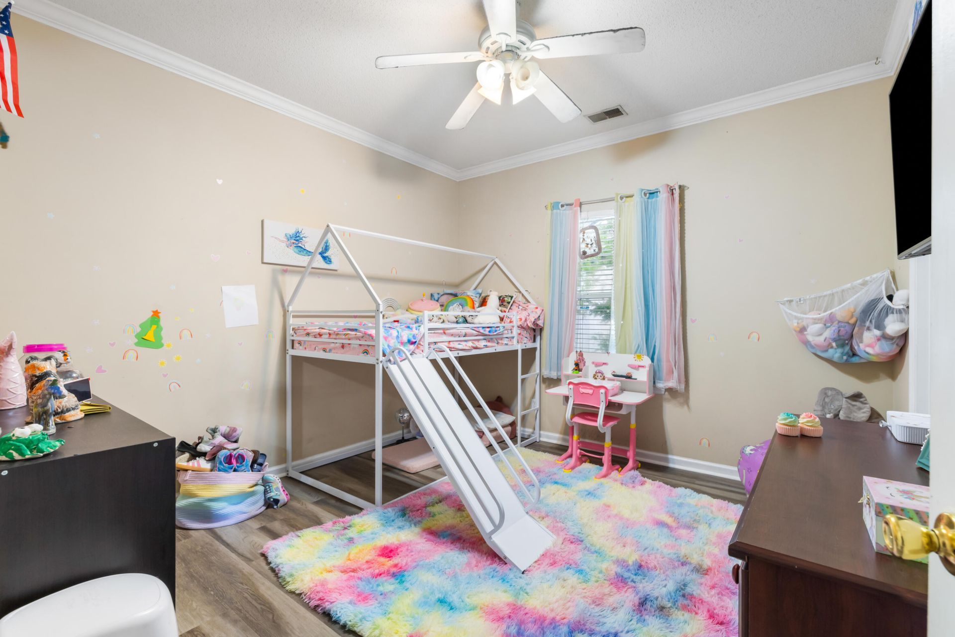 491 Hainsworth Drive Photo 12