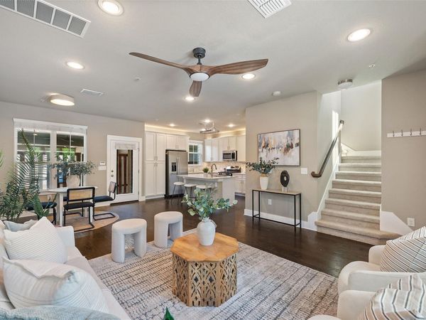 7704 Easy Wind DR, Austin, TX 78757