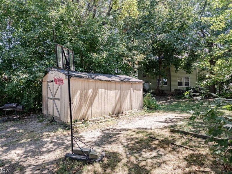 12413 Triskett Road , Cleveland, OH 44111 Photo 20