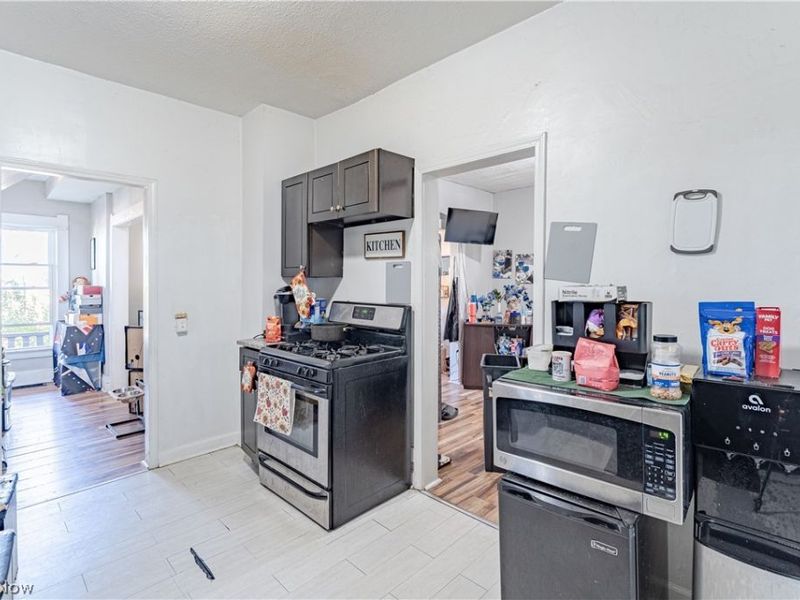 12413 Triskett Road , Cleveland, OH 44111 Photo 7
