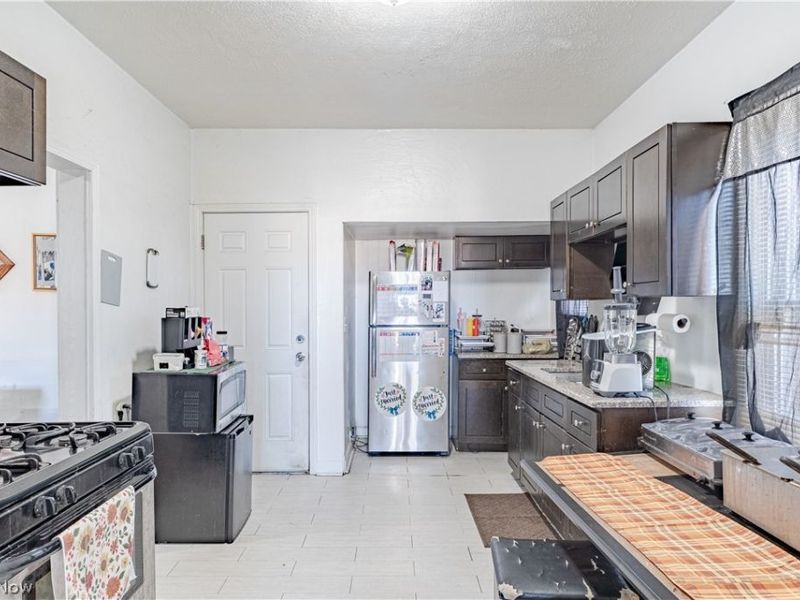 12413 Triskett Road , Cleveland, OH 44111 Photo 8