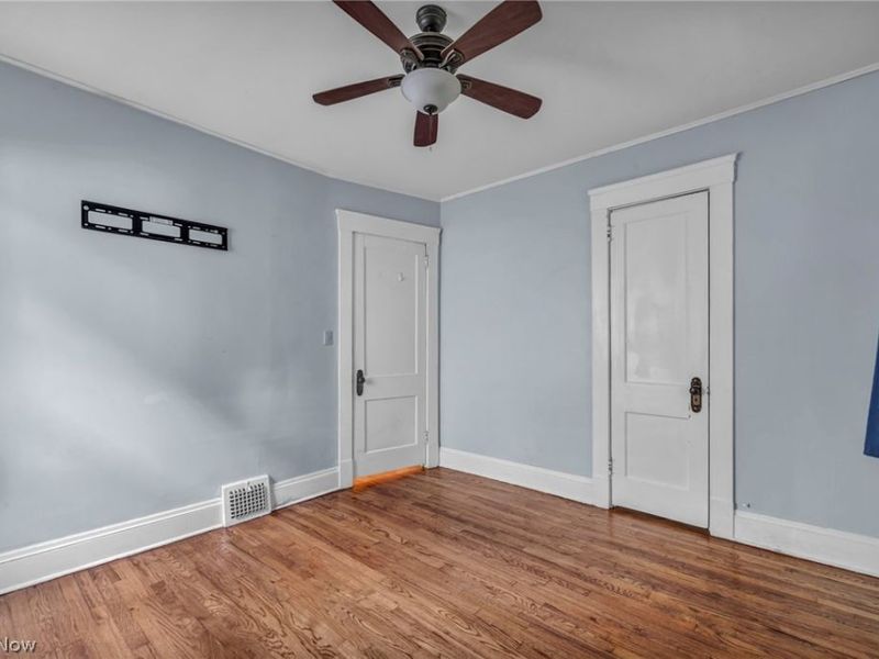 1606 Larchmont Avenue , Lakewood, OH 44107 Photo 34
