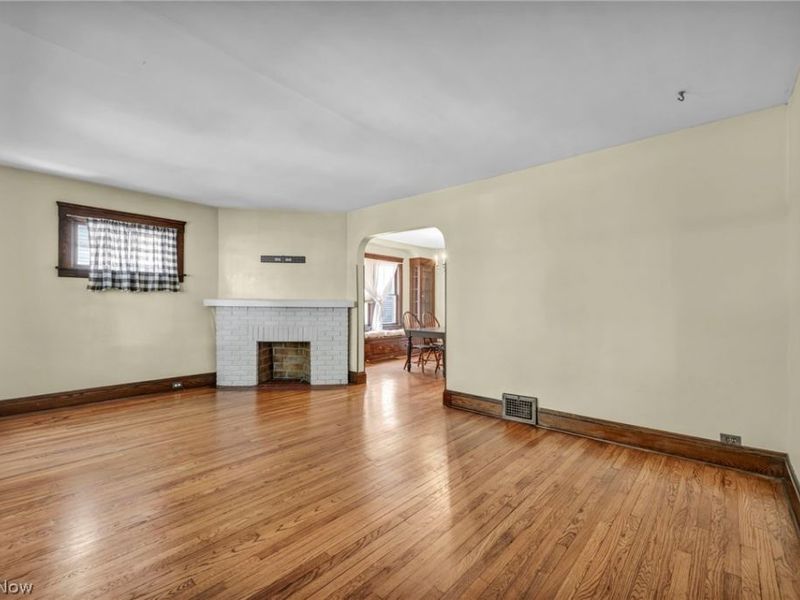 1606 Larchmont Avenue , Lakewood, OH 44107 Photo 8