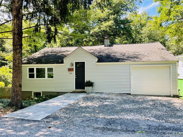 114 Lake Kitchawan Drive , South Salem, NY 10590