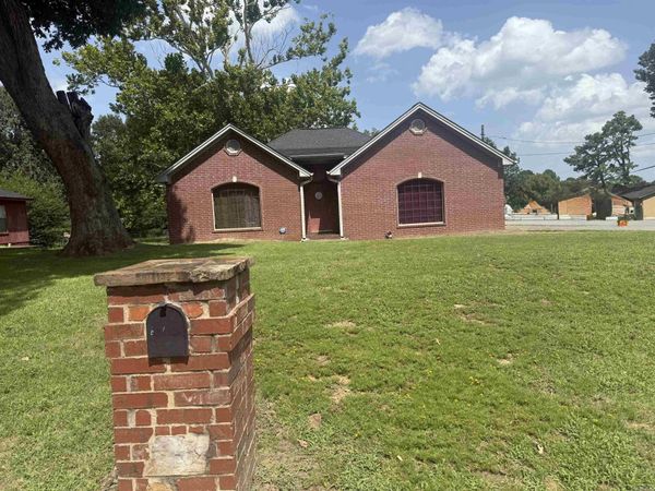 11652 Pondersosa Drive, Little Rock, AR 72209
