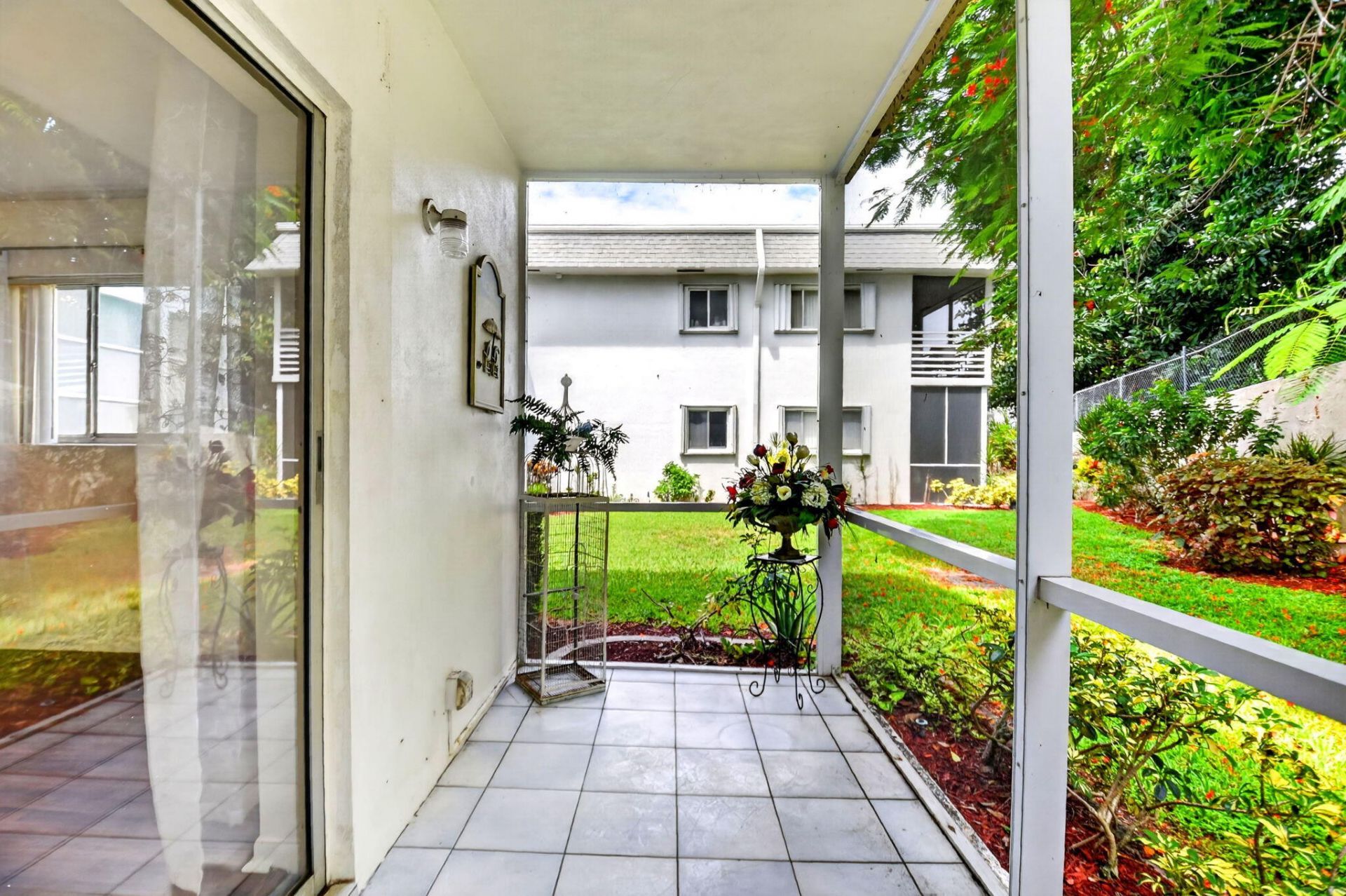 3120 Cynthia Lane, Unit 107, Lake Worth, FL 33461 Photo