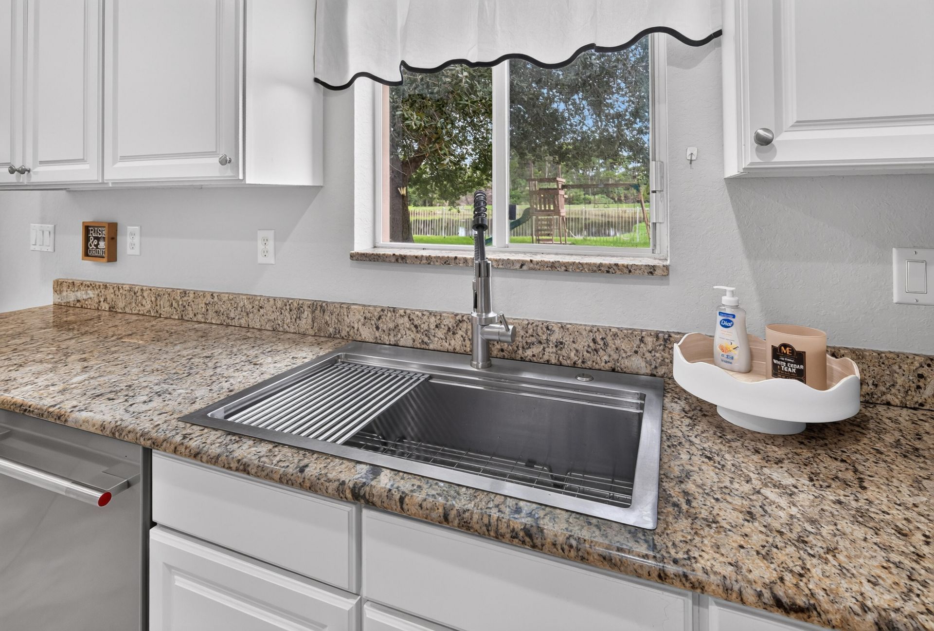 5532 SE Graham Drive, Stuart, FL 34997 Photo