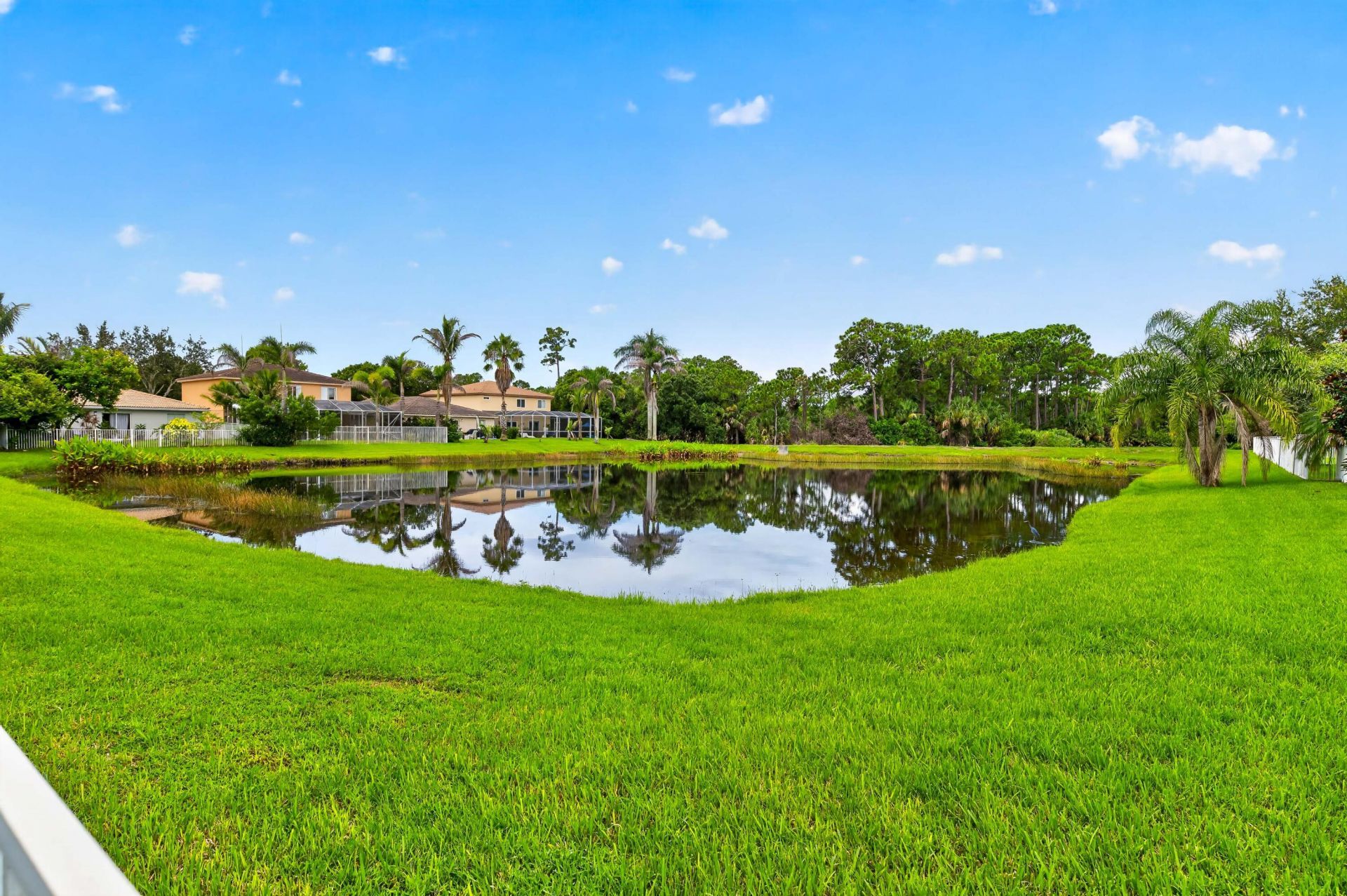 5532 SE Graham Drive, Stuart, FL 34997 Photo