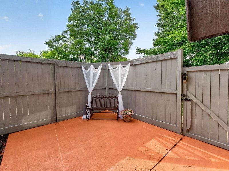 5421 Worthington Forest Place E, Unit 1A, Columbus, OH 43229 Photo 46