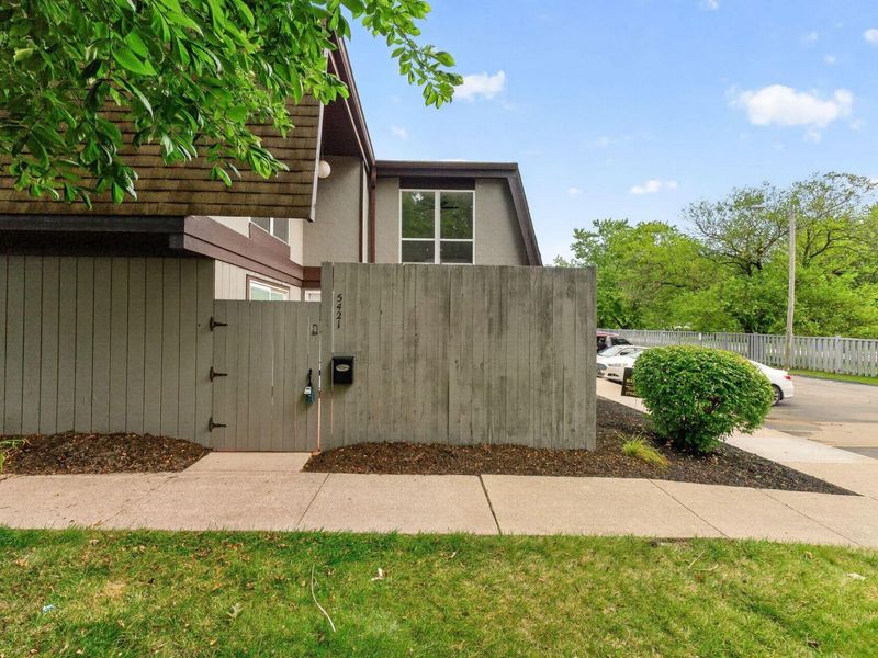 5421 Worthington Forest Place E, Unit 1A, Columbus, OH 43229 Photo 6