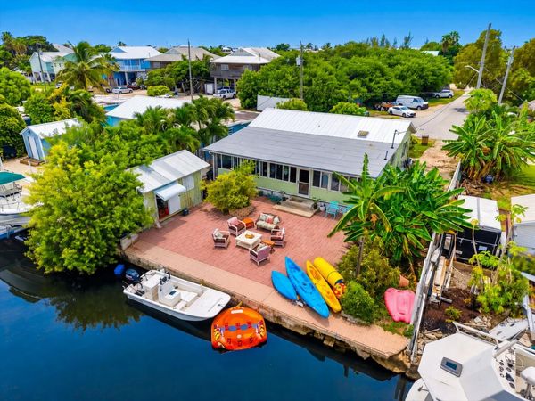 27 N Lake Drive, Summerland, FL 33042