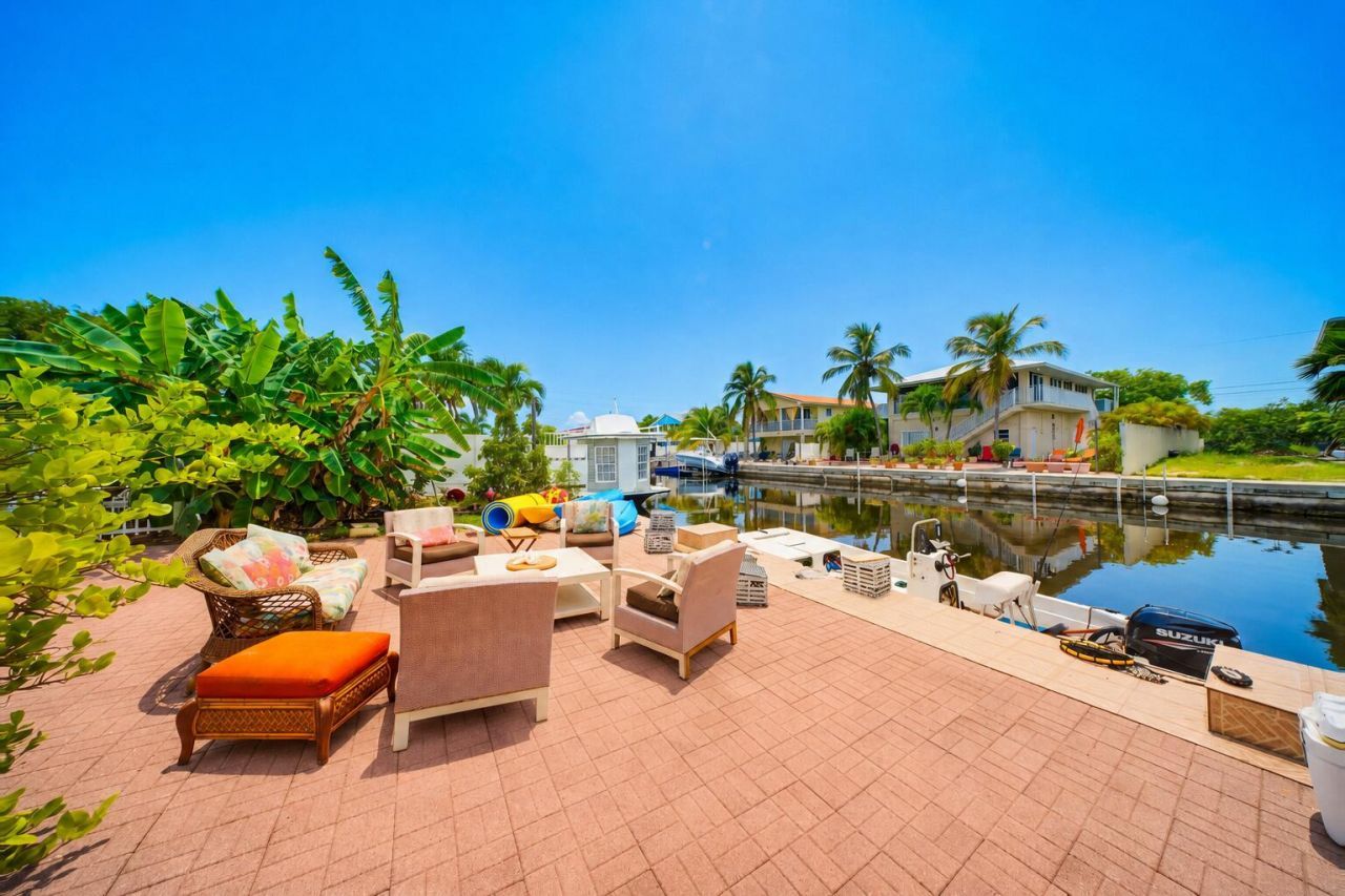 27 N Lake Drive, Summerland Key, FL 33042 Photo