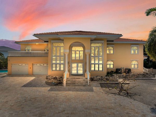 121 Calle Ensueno, MARATHON, FL 33050