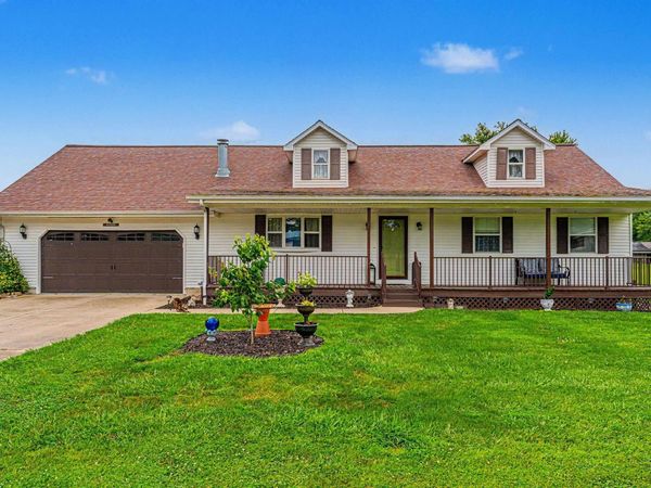 23310 Railsplitter Lane, Athens, IL 62613