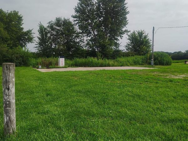 24196 E County Highway 27, Canton, IL 61520