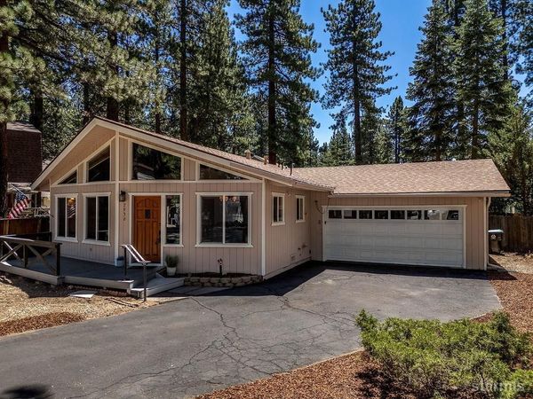 2936 Pinewood Drive, South Lake Tahoe, CA 96150