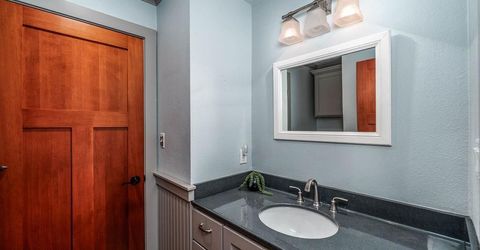 2936 Pinewood Drive, South Lake Tahoe, CA 96150 Photo
