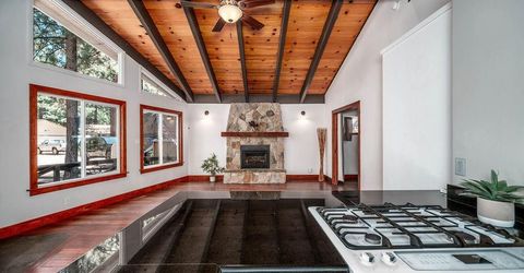 2936 Pinewood Drive, South Lake Tahoe, CA 96150 Photo