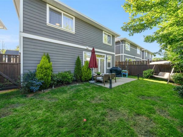 1950 John Rd , Unit #105, Sidney, BC V8L 2P9