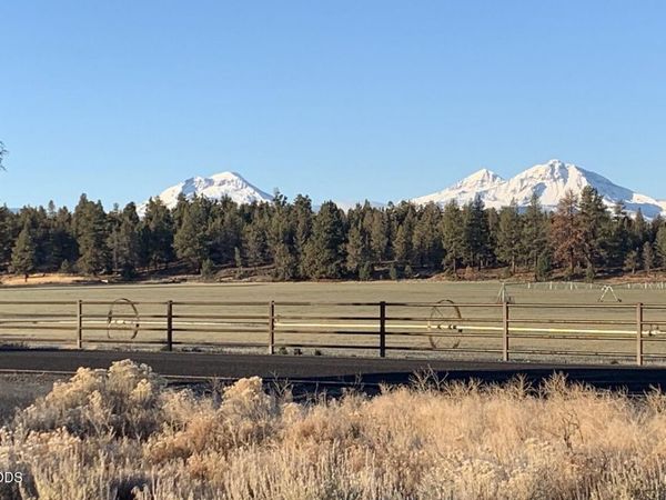 69310 Goodrich Road, Sisters, OR 97759