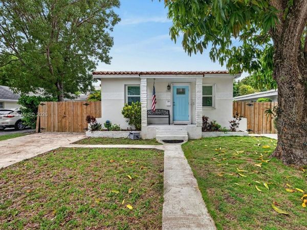 3780 SW 27th Ter , Miami, FL 33134