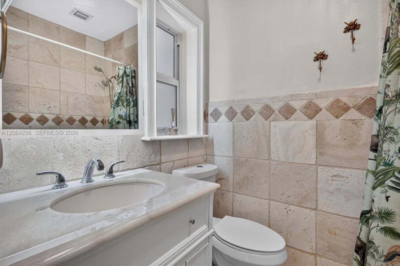 3780 SW 27th Ter, Miami, FL 33134 Photo