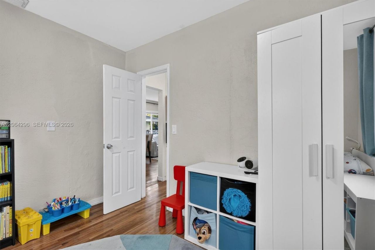 3780 SW 27th Ter, Miami, FL 33134 Photo