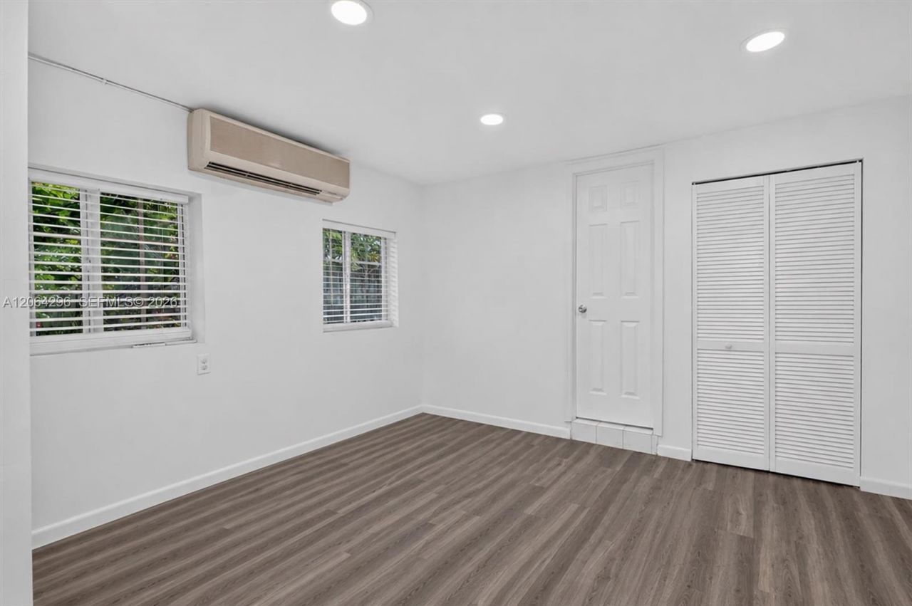 3780 SW 27th Ter, Miami, FL 33134 Photo