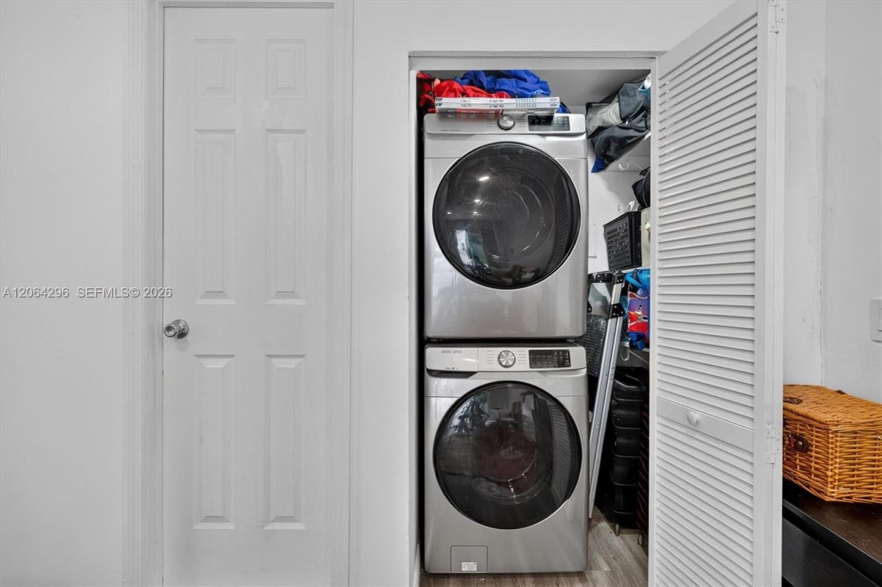 3780 SW 27th Ter, Miami, FL 33134 Photo