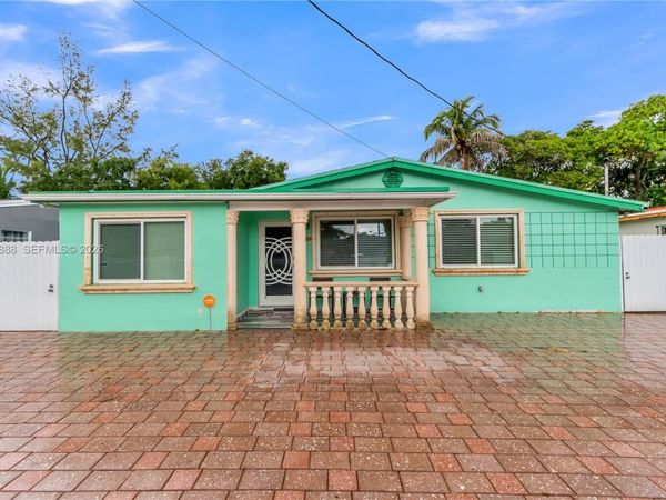 1490 NE 151st Ter , North Miami Beach, FL 33162
