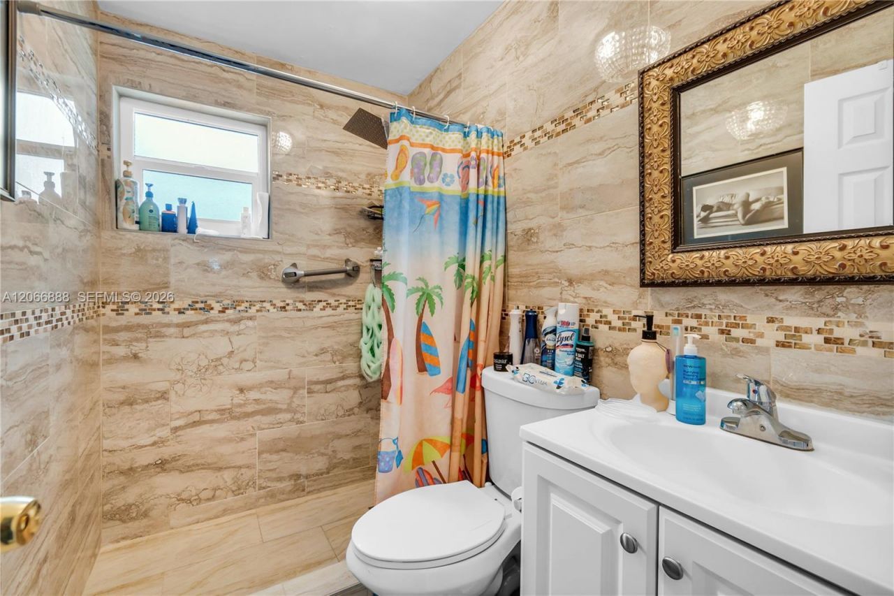 1490 NE 151st Ter, North Miami Beach, FL 33162 Photo