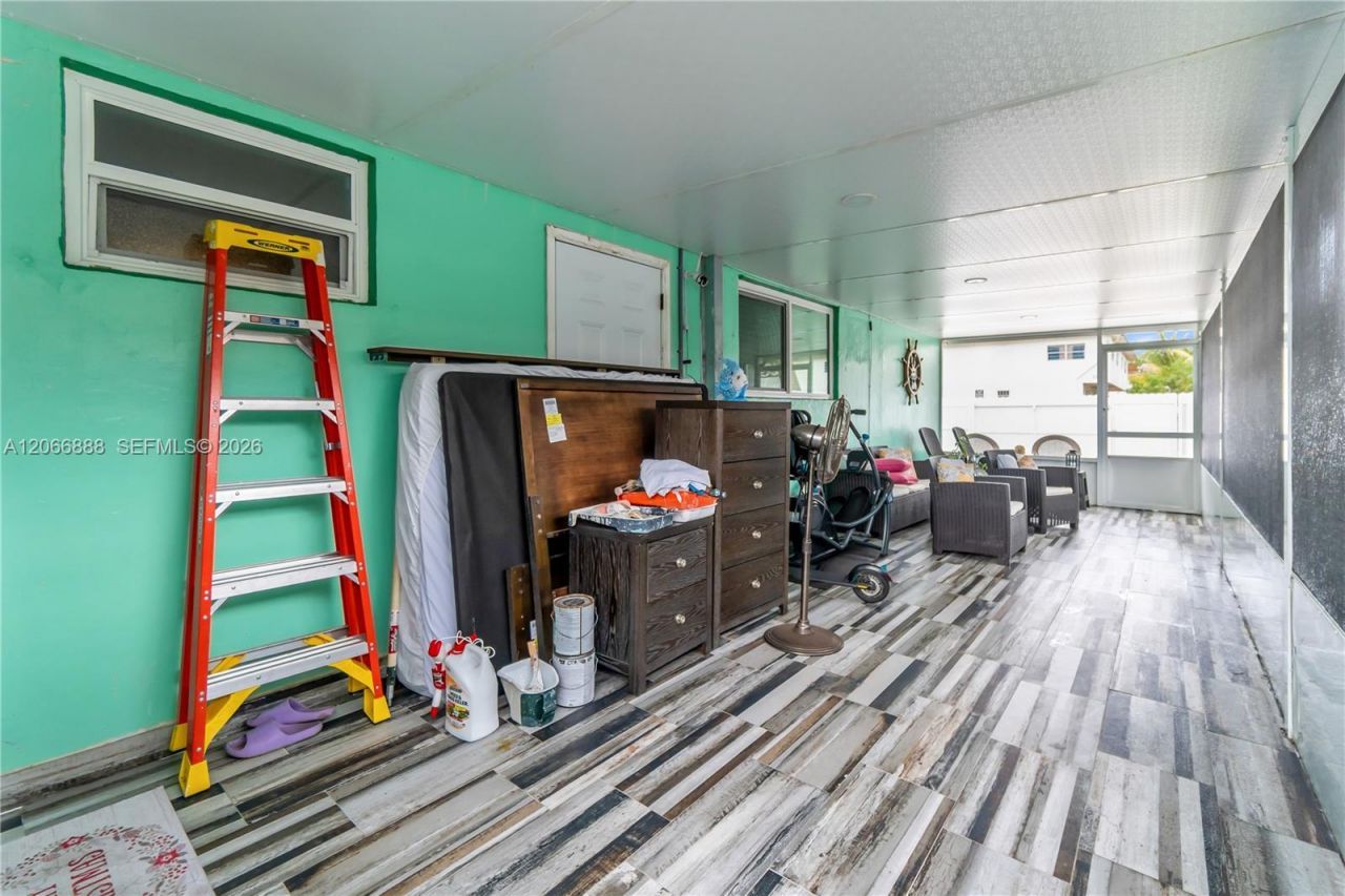 1490 NE 151st Ter, North Miami Beach, FL 33162 Photo