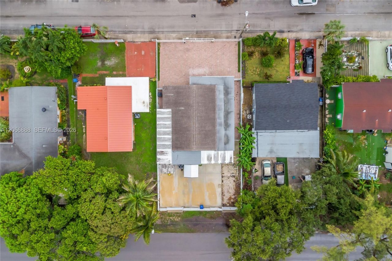 1490 NE 151st Ter, North Miami Beach, FL 33162 Photo