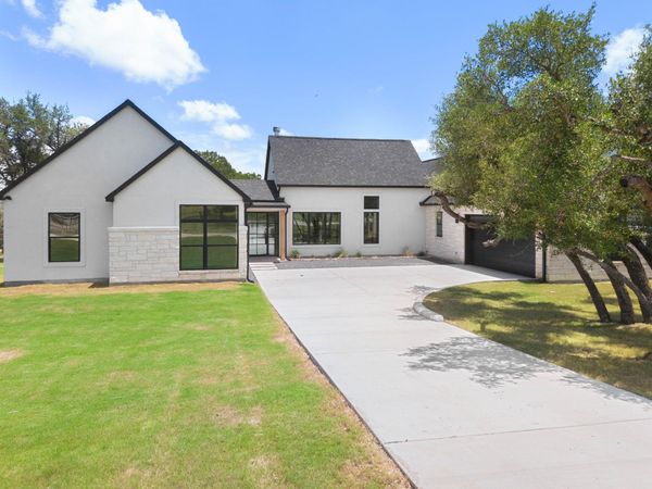 1283 Bunker Ranch BLVD, Dripping Springs, TX 78620